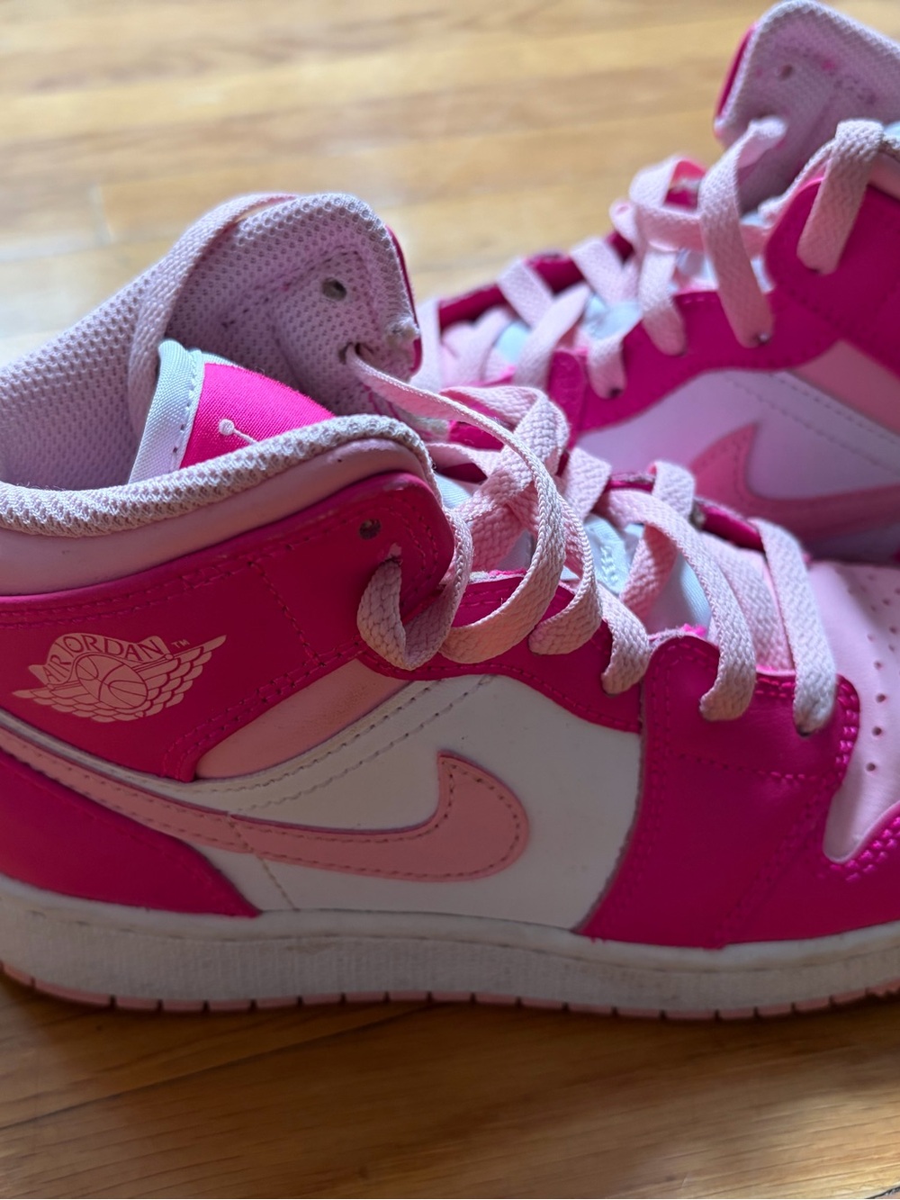 Air Jordans 1 Mids Kids Two-Tone Pink Sneakers